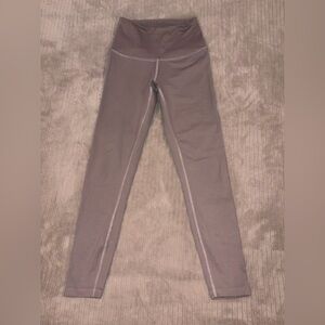 Beyond Yoga Dusty Mauve/Tan/Shimmer XS leggings